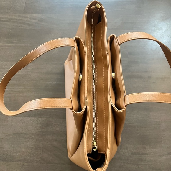 Elegant APRYL Tan Women's Tote Bag - Picture 3 of 7